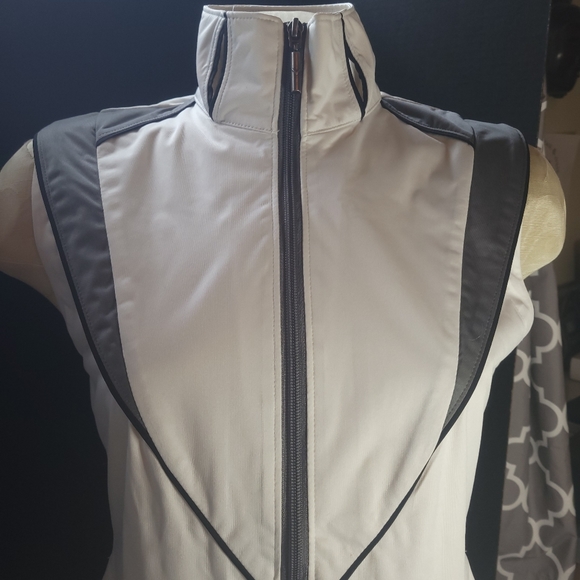 Calloway Women's XS Golf Vest Opti Dry Zipper Sleeveless Lightweight Nylon White - Picture 13 of 16